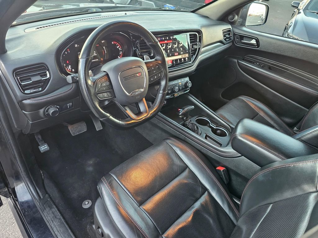 Used 2024 Dodge Durango GT image 2