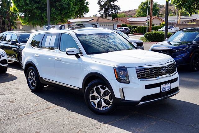 Used 2021 Kia Telluride EX w/ Towing Package AWD/4WD image 3