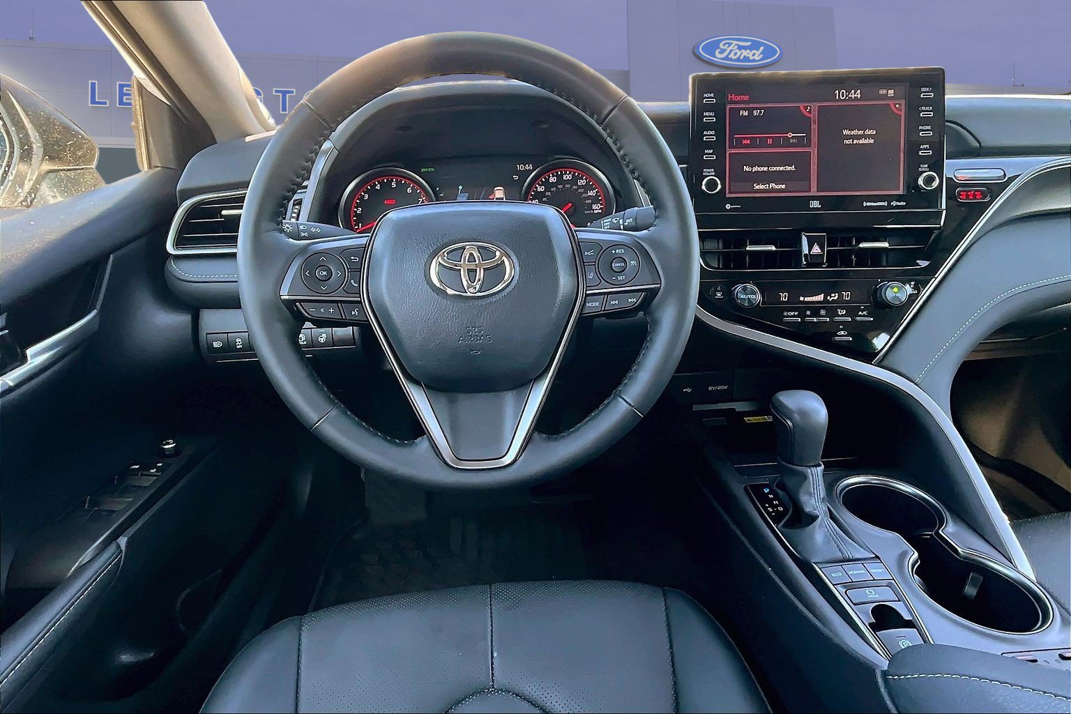 Used 2024 Toyota Camry XSE w/ Navigation Package FWD image 8