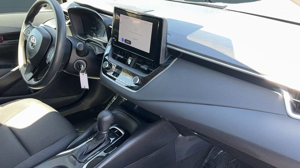 Used 2023 Toyota Corolla LE FWD image 21