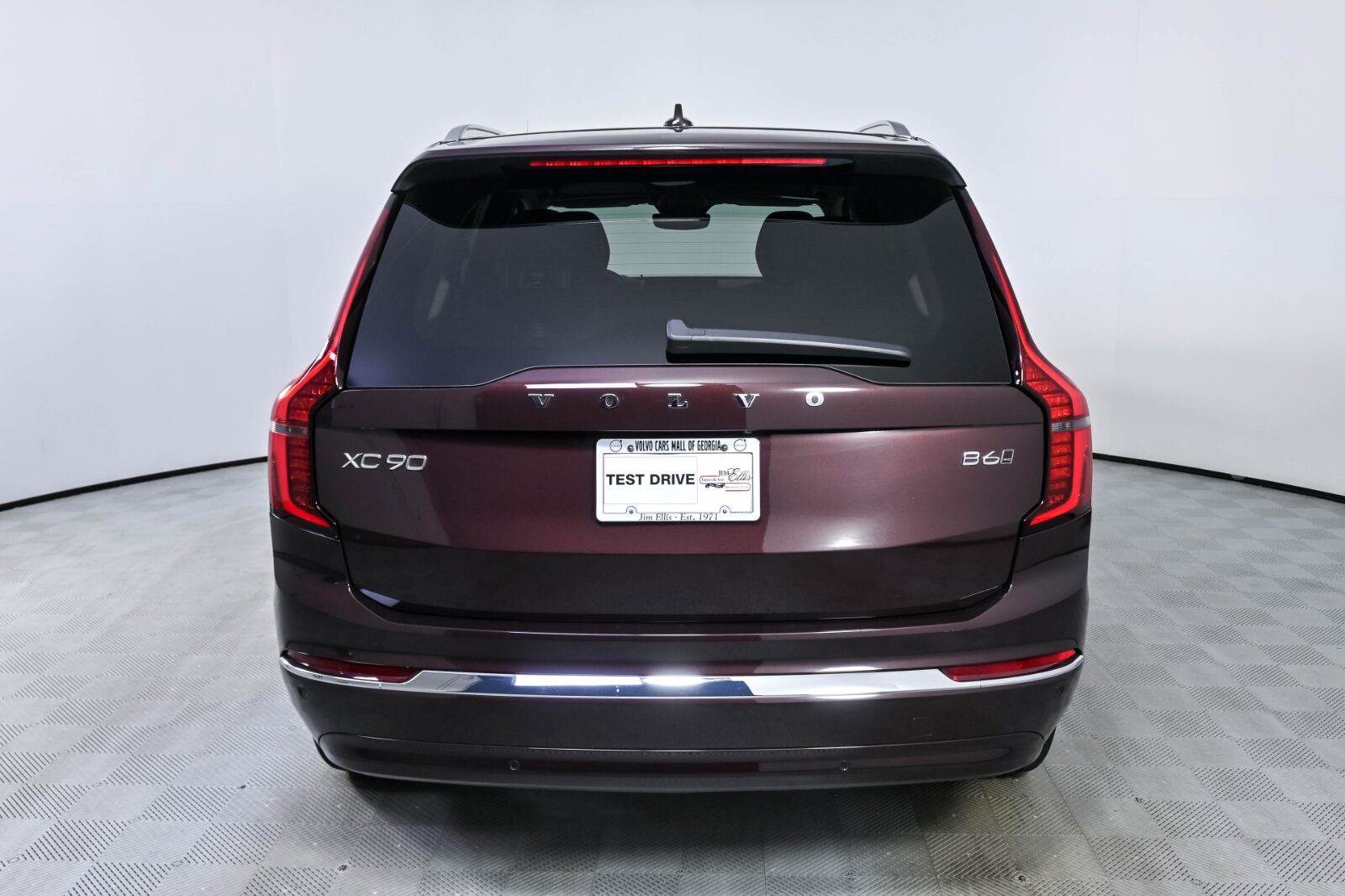 Used 2025 Volvo XC90 B6 Core w/ Climate Package AWD/4WD image 28