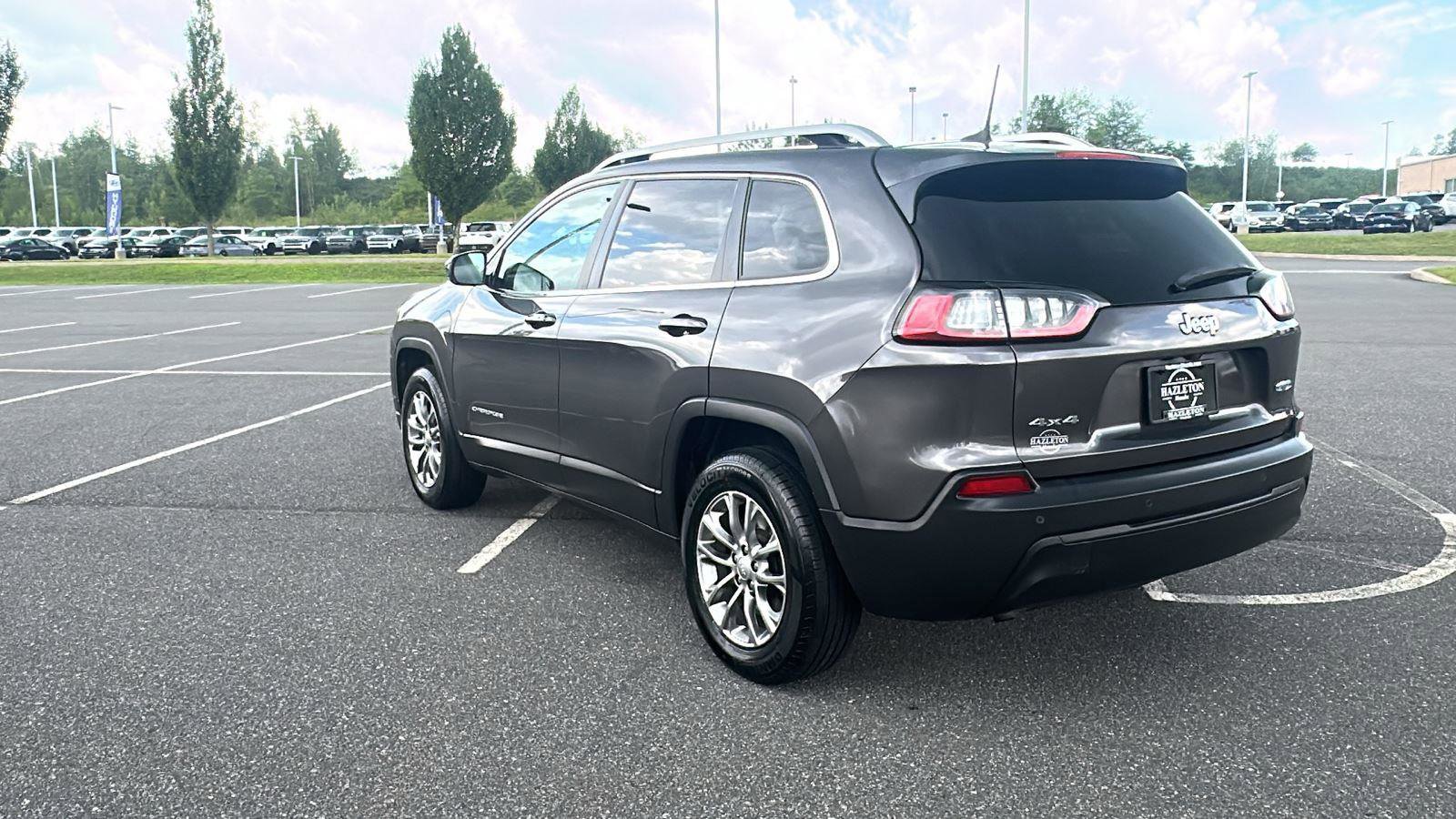 Used 2019 Jeep Cherokee Latitude Plus w/ Comfort/Convenience Group image 10