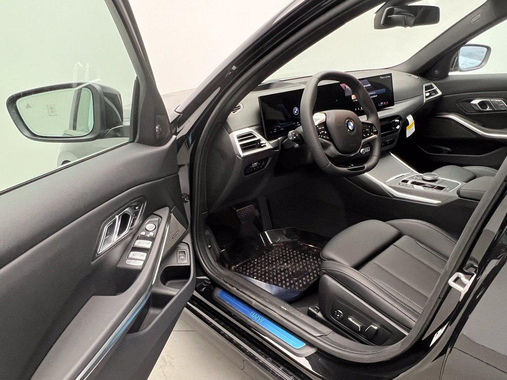 Certified 2026 BMW 330i Sedan w/ Premium Package RWD image 22