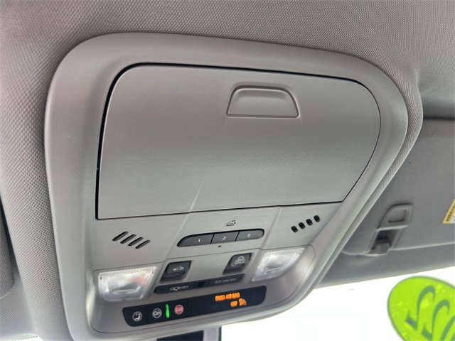 Certified 2022 GMC Terrain SLT w/ Elevation Edition image 33