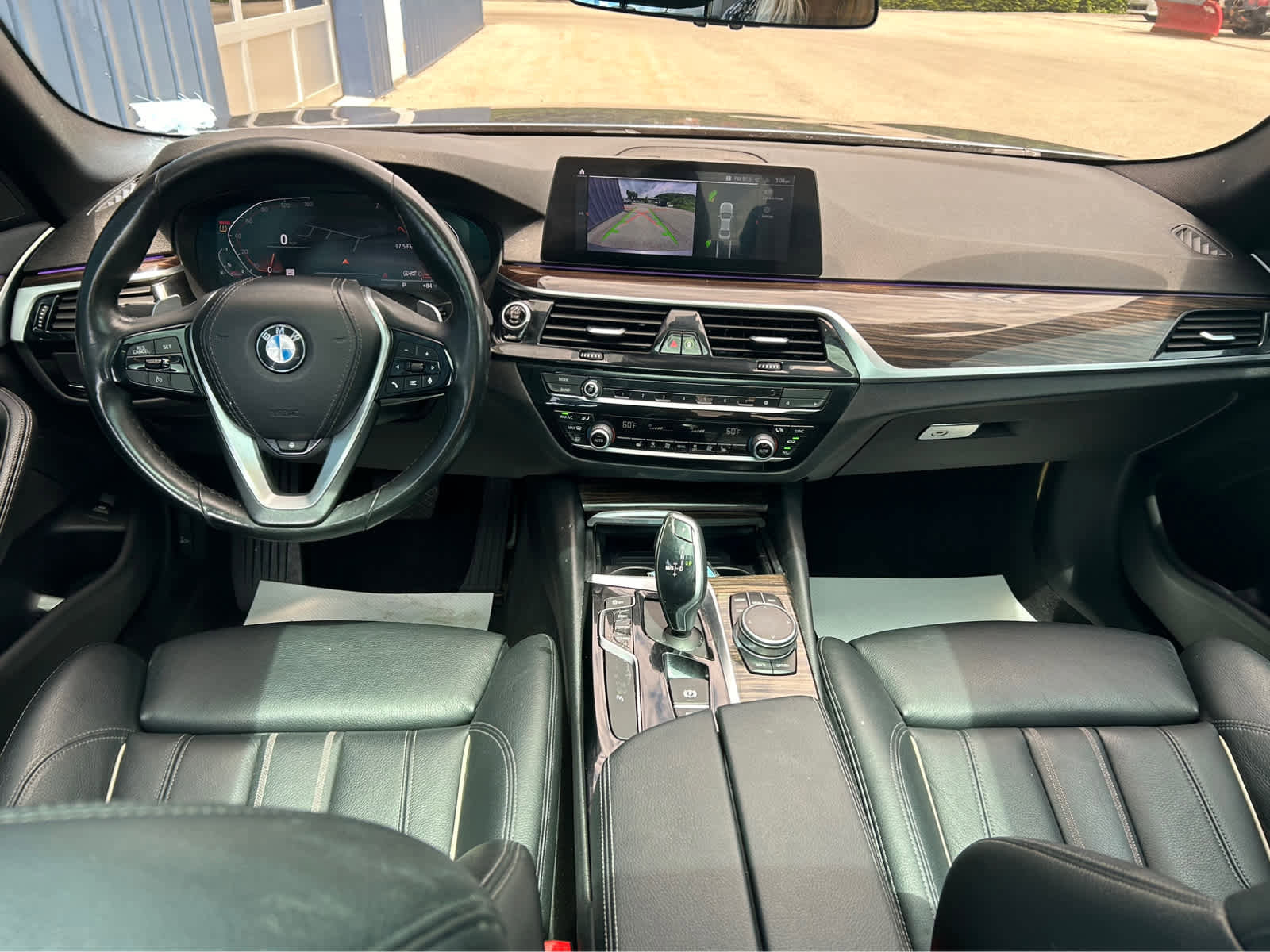Used 2020 BMW 530i xDrive w/ Convenience Package AWD/4WD image 5