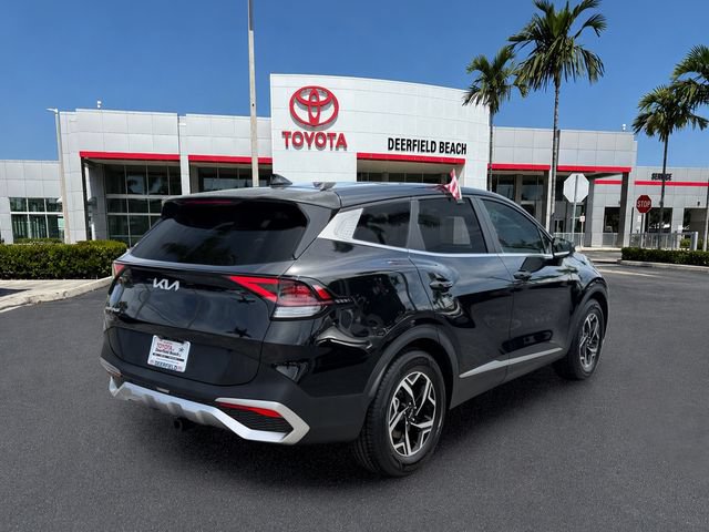 Used 2023 Kia Sportage LX FWD image 7