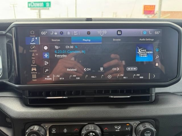Certified 2024 Jeep Gladiator Sport AWD/4WD image 20