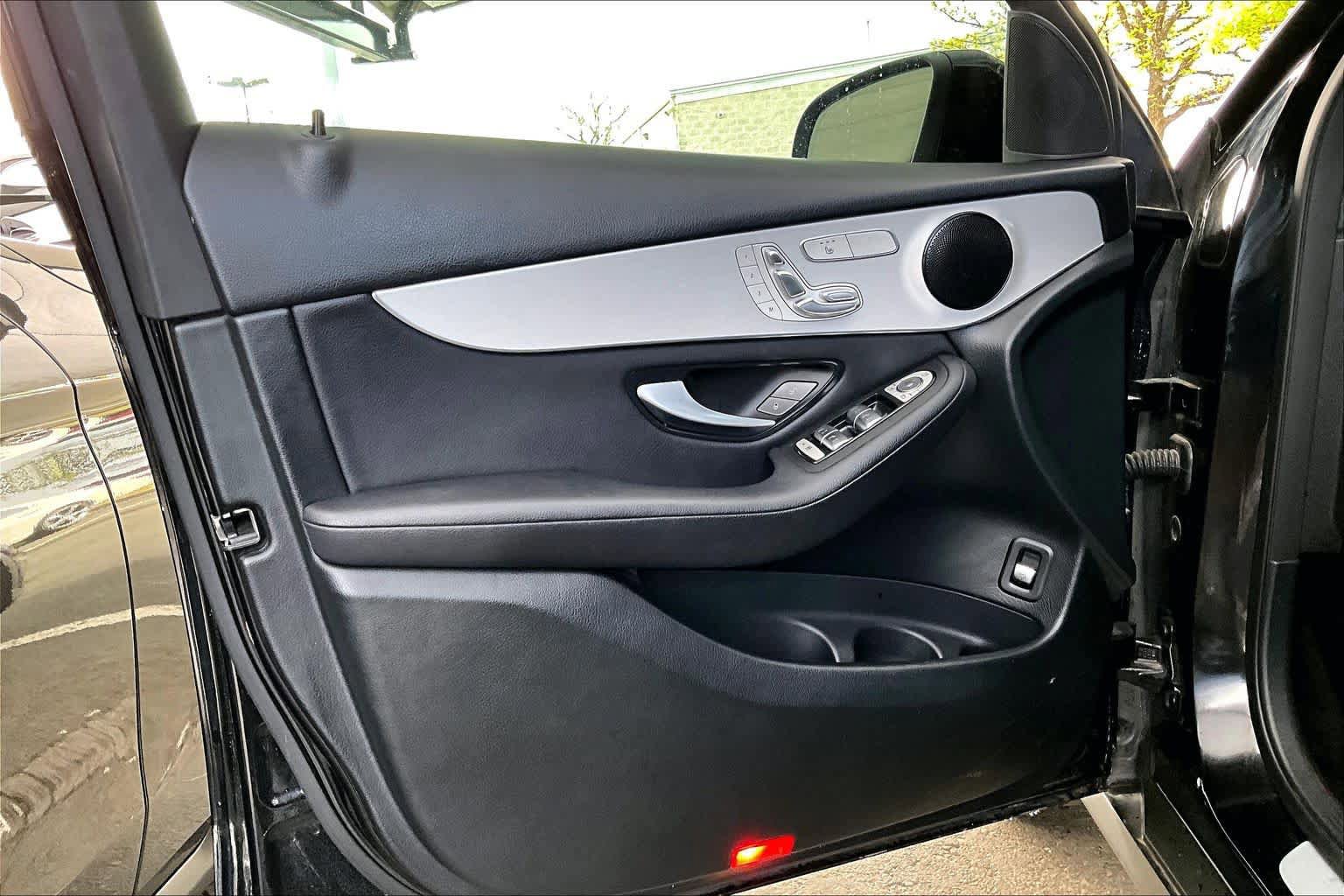 Certified 2021 Mercedes-Benz GLC 300 image 22