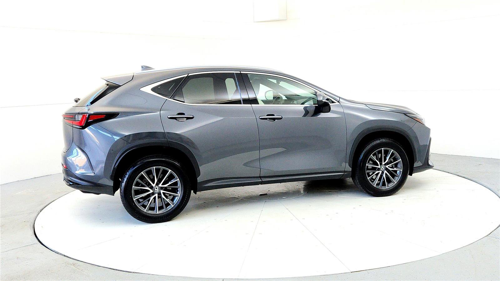 Used 2024 Lexus NX 350 NX 350 w/ Cold Area Package image 6