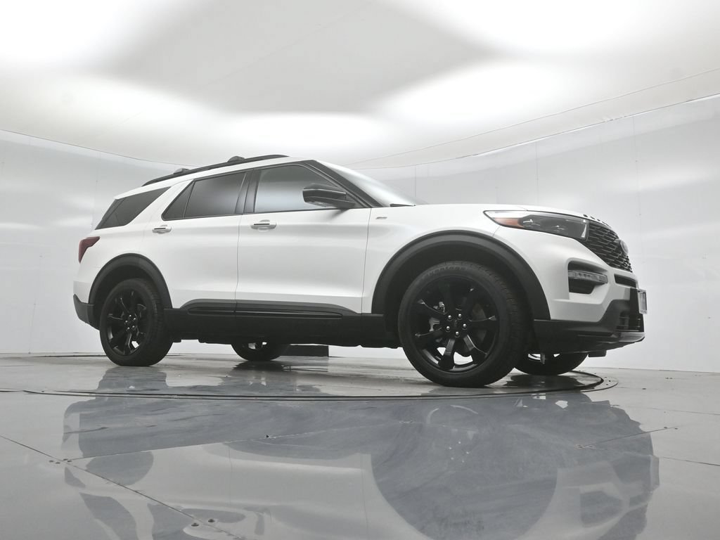 Certified 2023 Ford Explorer ST-Line w/ Class IV Trailer Tow Package AWD/4WD image 4