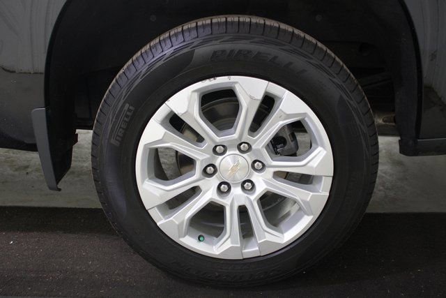 Used 2024 Chevrolet Silverado 1500 LTZ AWD/4WD image 28