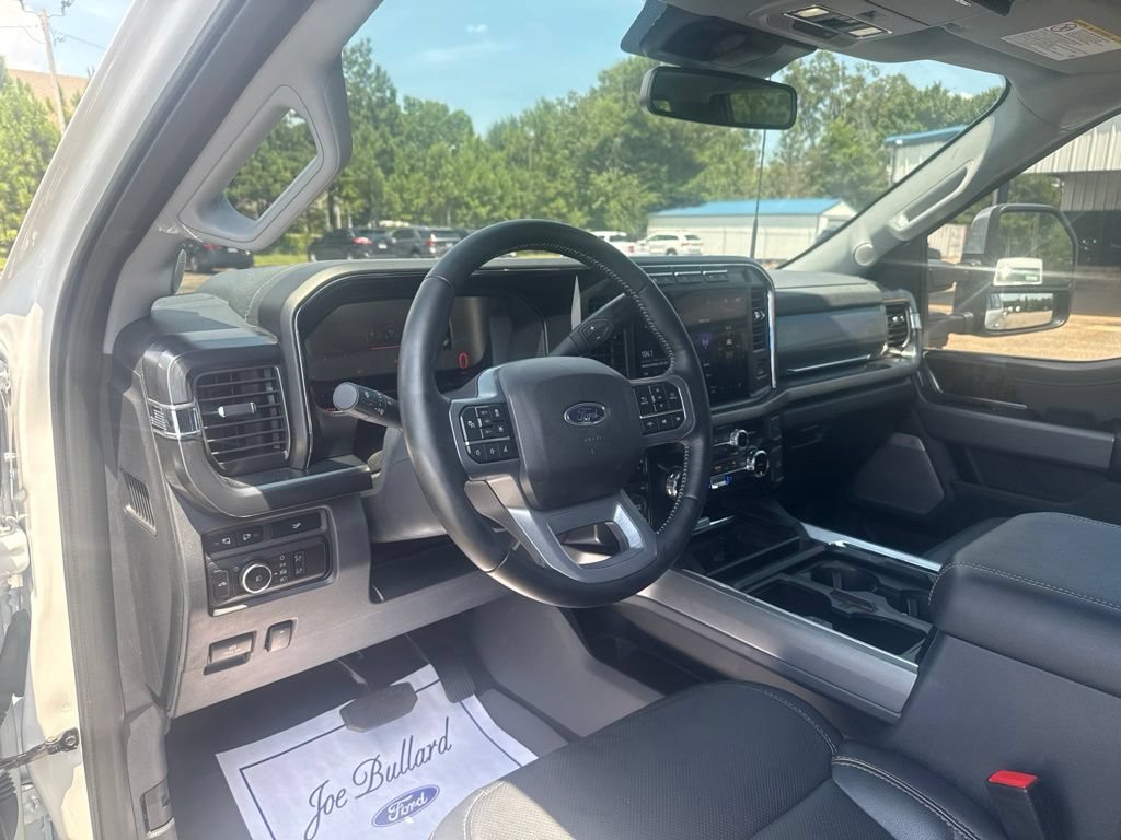 Used 2024 Ford F250 Lariat w/ Lariat Ultimate Package AWD/4WD image 6