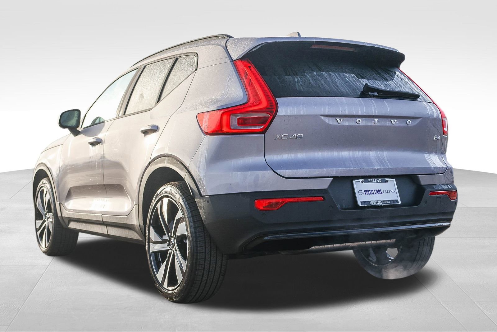 New 2026 Volvo XC40 B4 Plus w/ Climate Package image 6