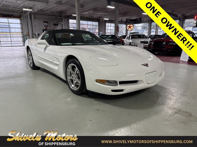Used 2004 Chevrolet Corvette Coupe w/ Roof Package image 7