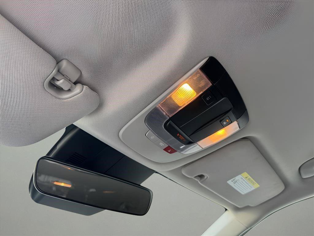 Used 2023 Kia Sorento S FWD image 30