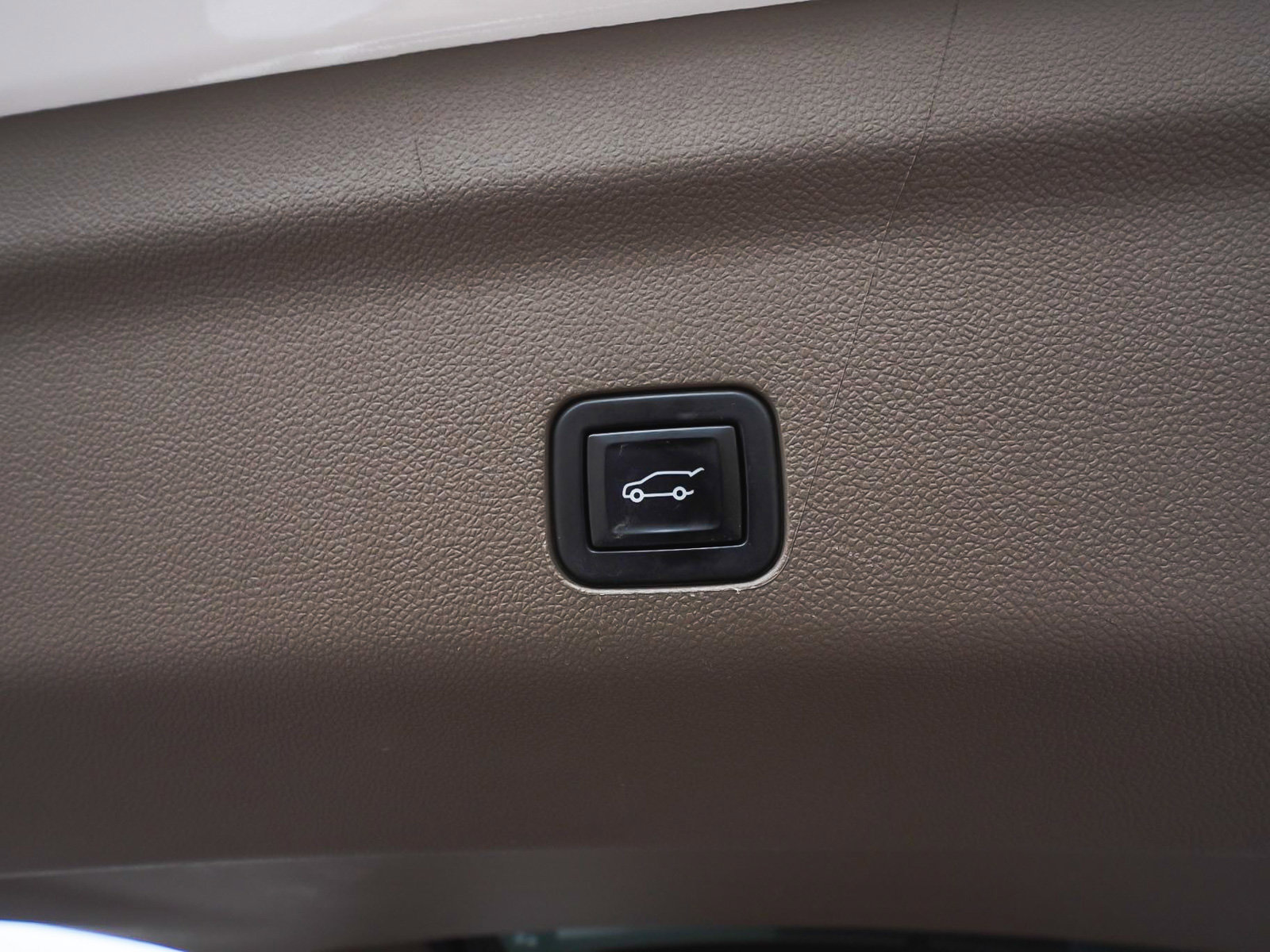 Used 2022 GMC Yukon XL Denali w/ Max Trailering Package AWD/4WD image 45