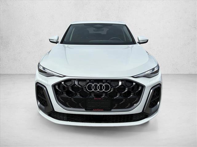 Used 2025 Audi Q5 Premium w/ Convenience Package AWD/4WD image 2
