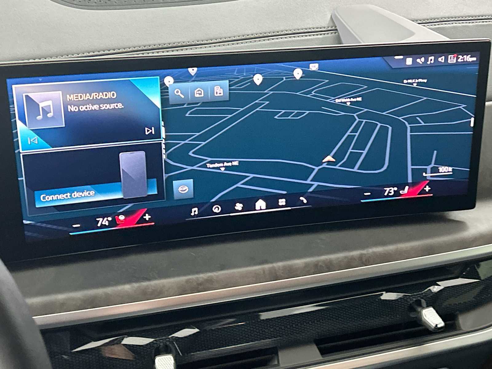 Used 2024 BMW X5 xDrive50e w/ Premium Package image 12