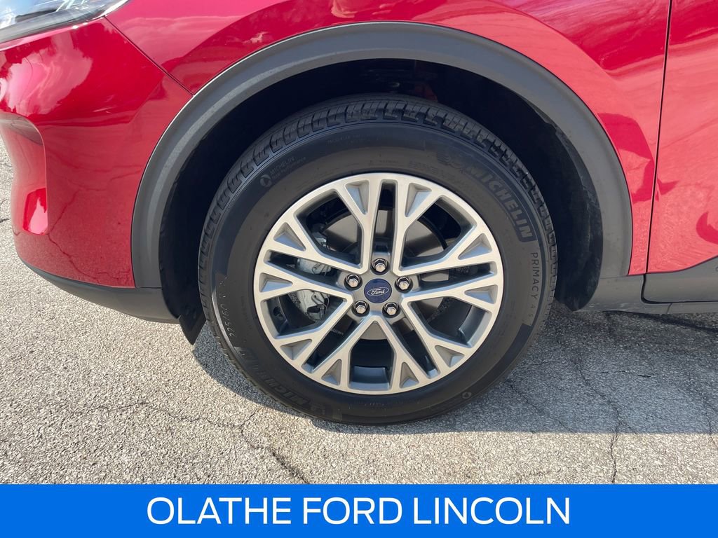 Used 2022 Ford Escape SEL image 28