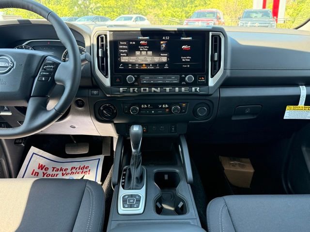 New 2026 Nissan Frontier SV w/ SV Convenience Package AWD/4WD image 24