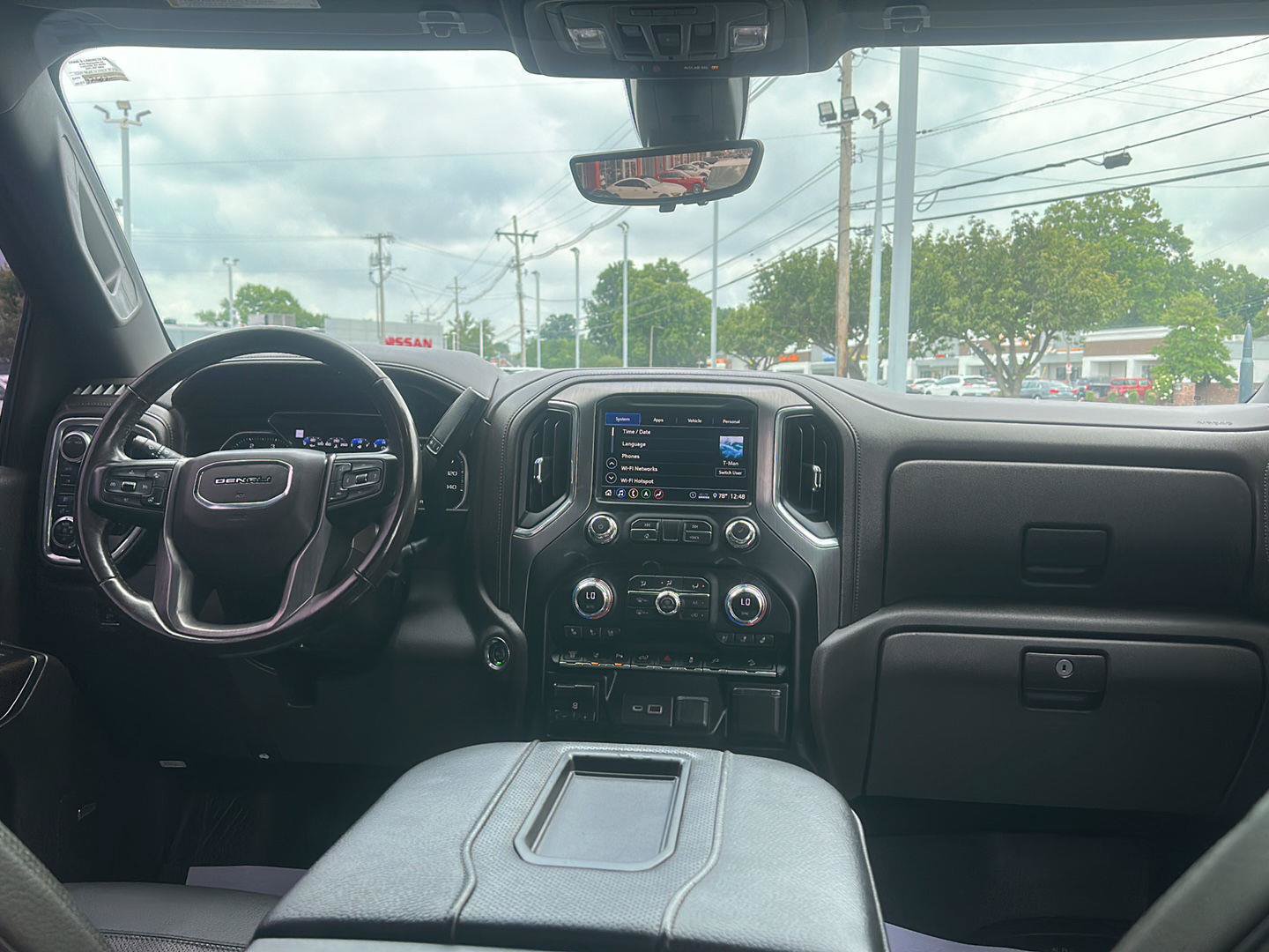 Used 2020 GMC Sierra 3500 Denali w/ Denali Ultimate Package AWD/4WD image 15