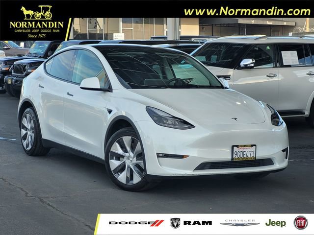 Used 2023 Tesla Model Y Long Range video 1