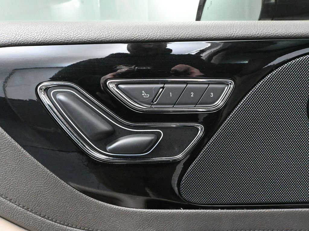 Used 2023 Lincoln Aviator Reserve image 21