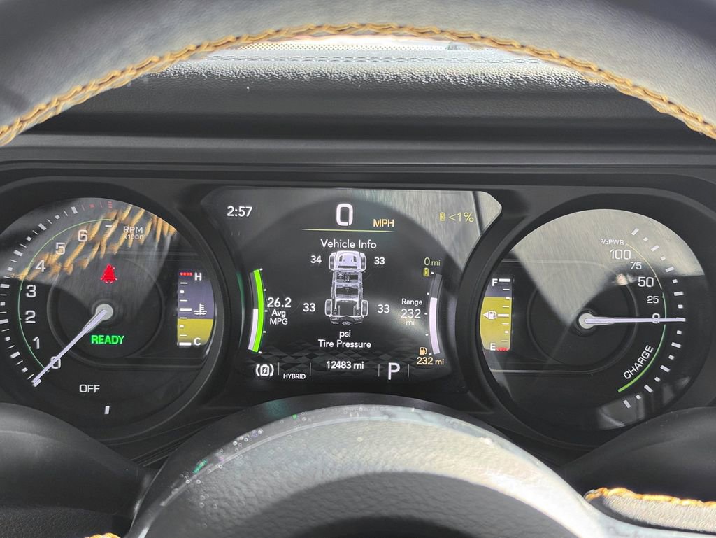 Used 2024 Jeep Wrangler Unlimited Sahara w/ Technology Group image 16