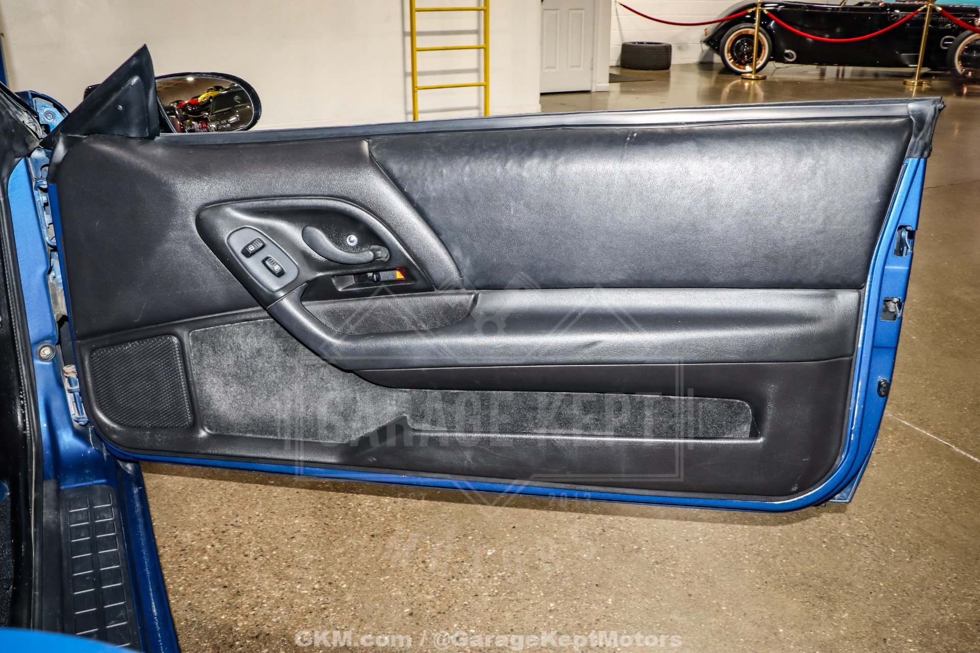 Used 1994 Chevrolet Camaro Z28 RWD image 61