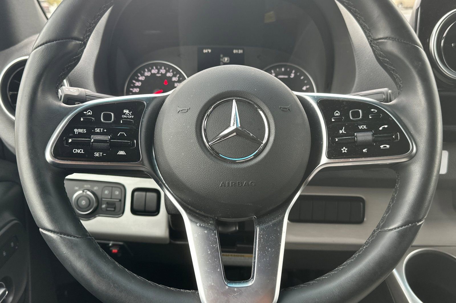 Used 2023 Mercedes-Benz Sprinter 2500 image 21