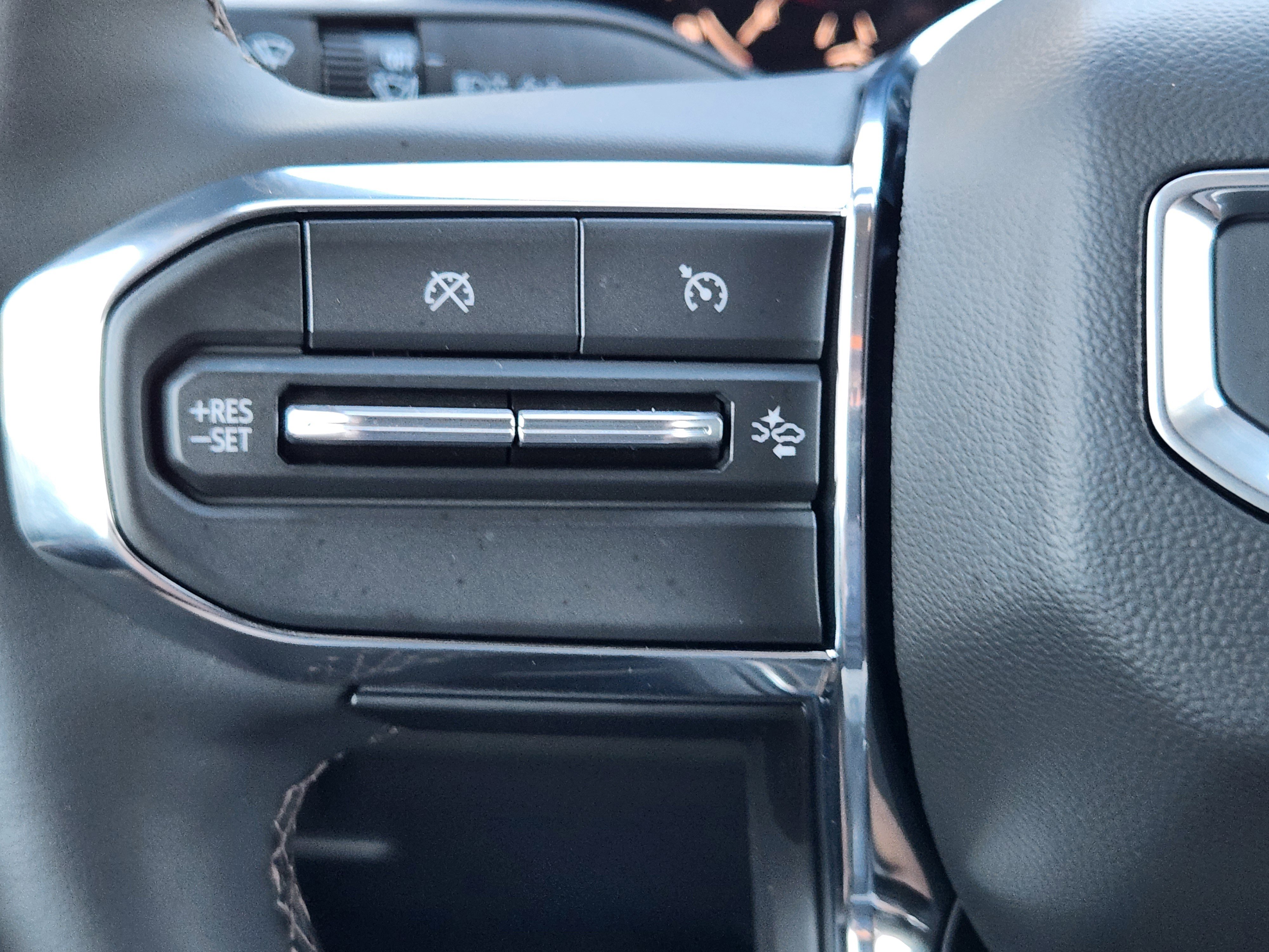 Certified 2026 GMC Canyon Denali image 30