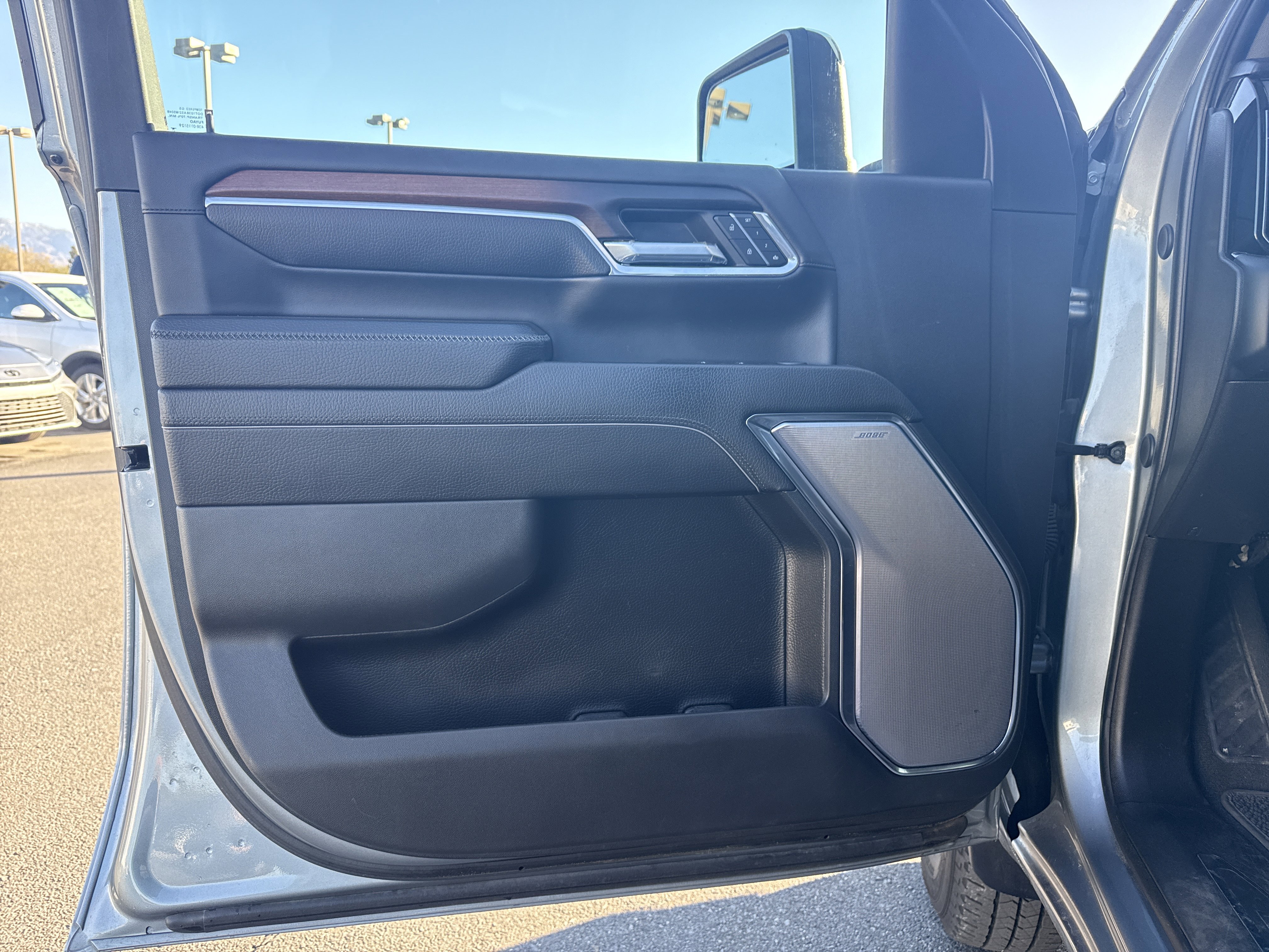 Used 2024 GMC Sierra 3500 Denali w/ Denali Reserve Package image 16