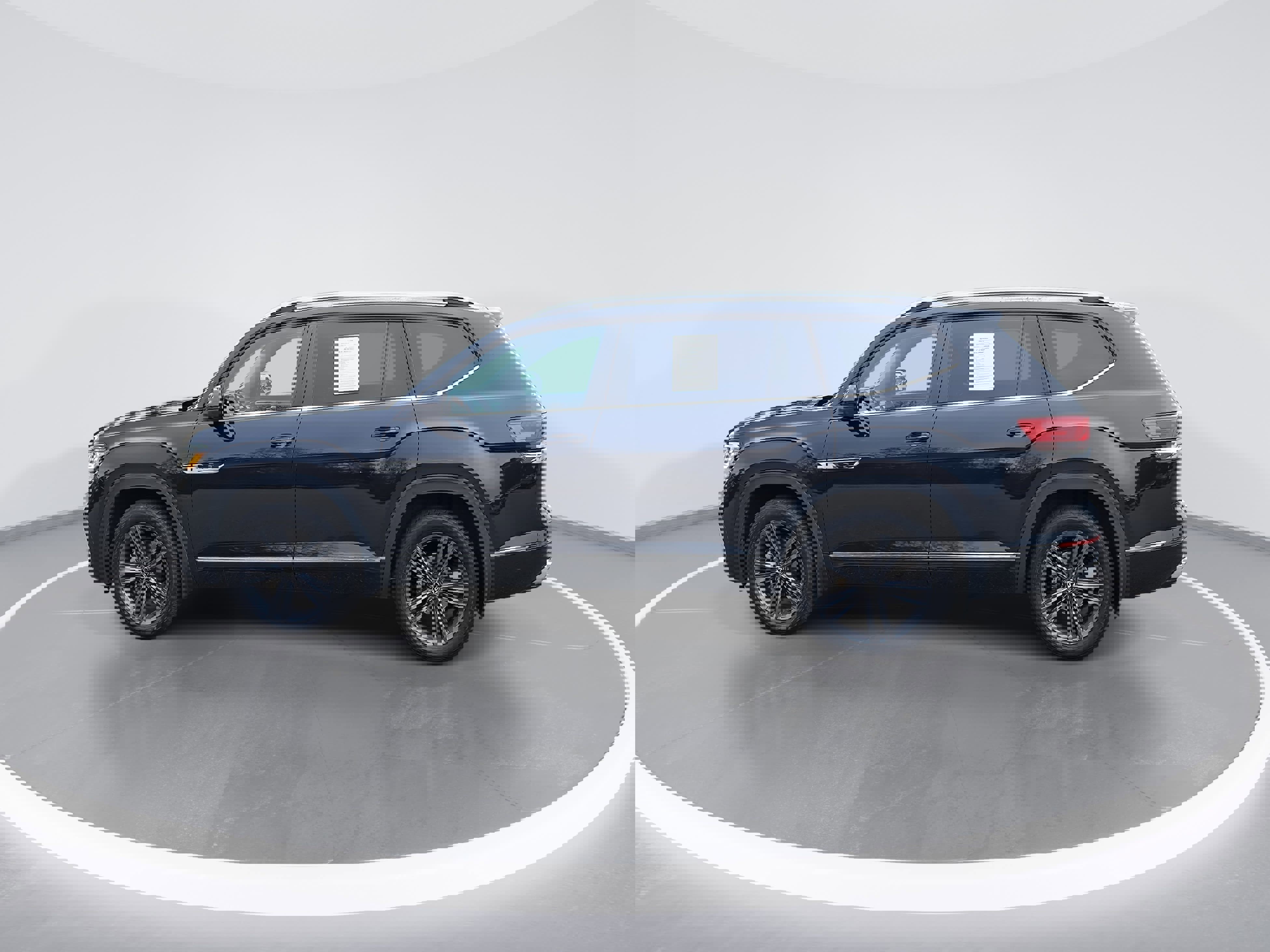 Used 2022 Volkswagen Atlas SEL R-Line image 6