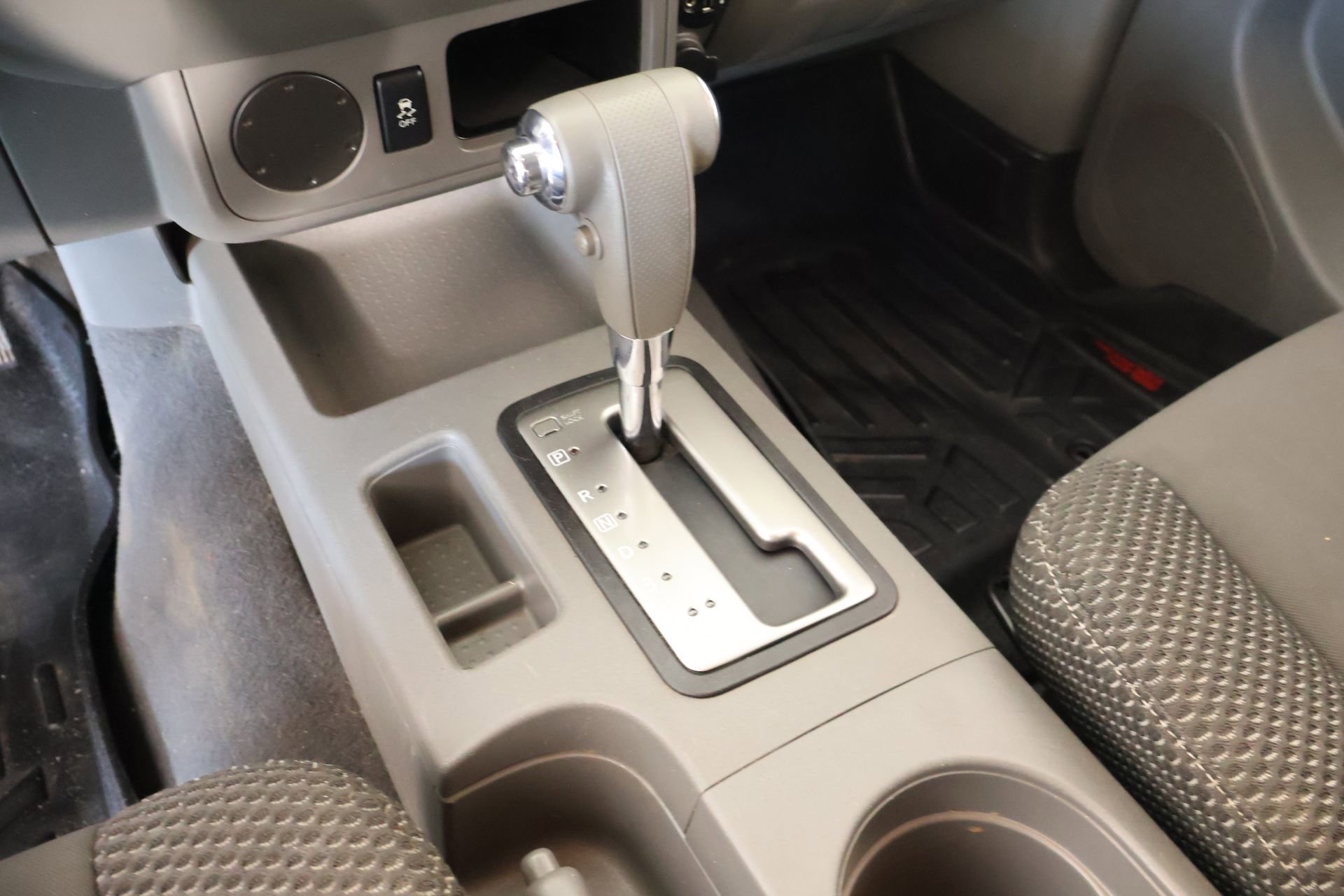 Used 2019 Nissan Frontier Desert Runner RWD image 7