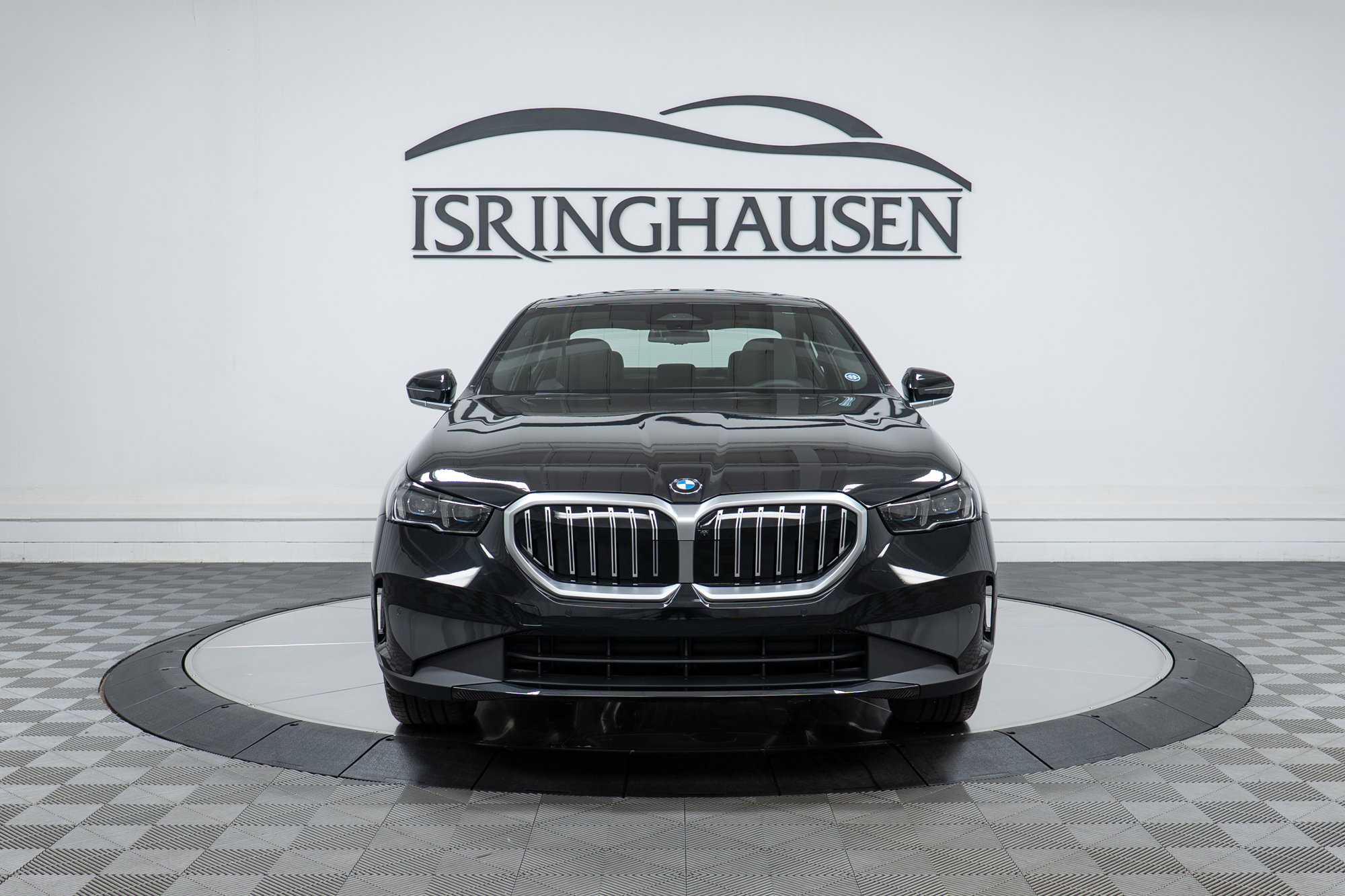 New 2026 BMW 530i xDrive w/ Premium Package image 2