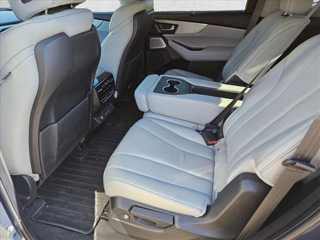 Used 2025 Acura MDX FWD w/ Technology Package image 18