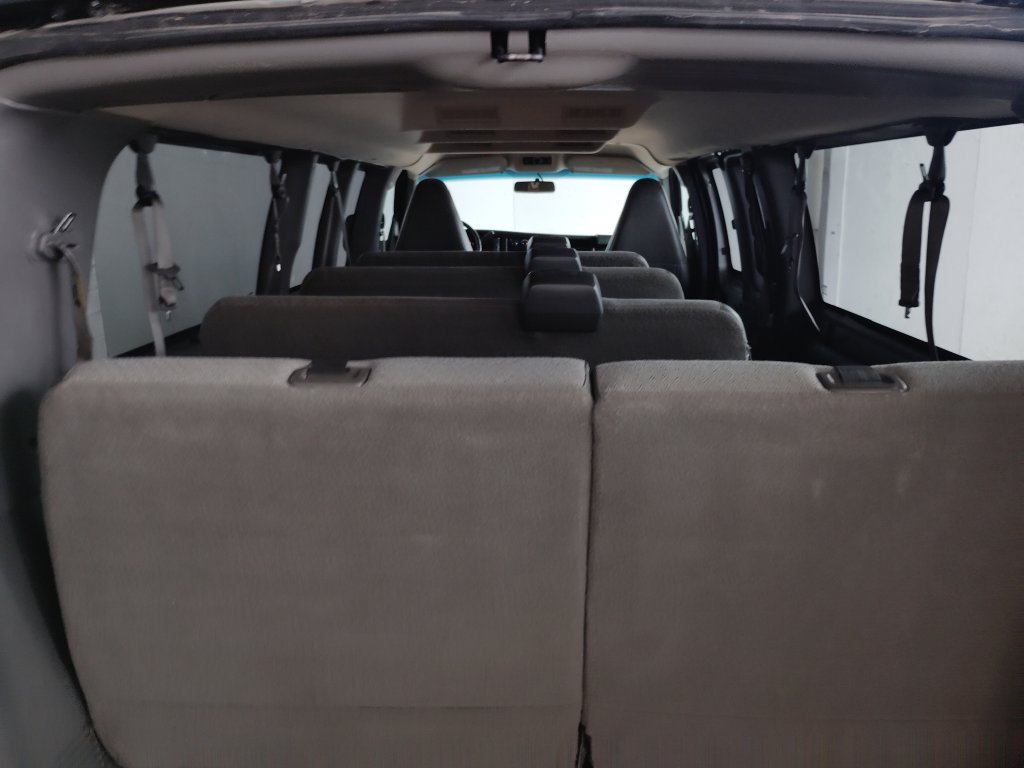 Used 2020 Chevrolet Express 3500 LS RWD image 19