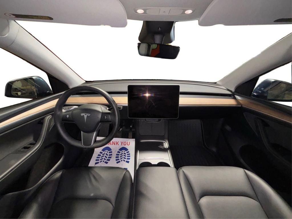 Used 2024 Tesla Model Y Long Range image 30