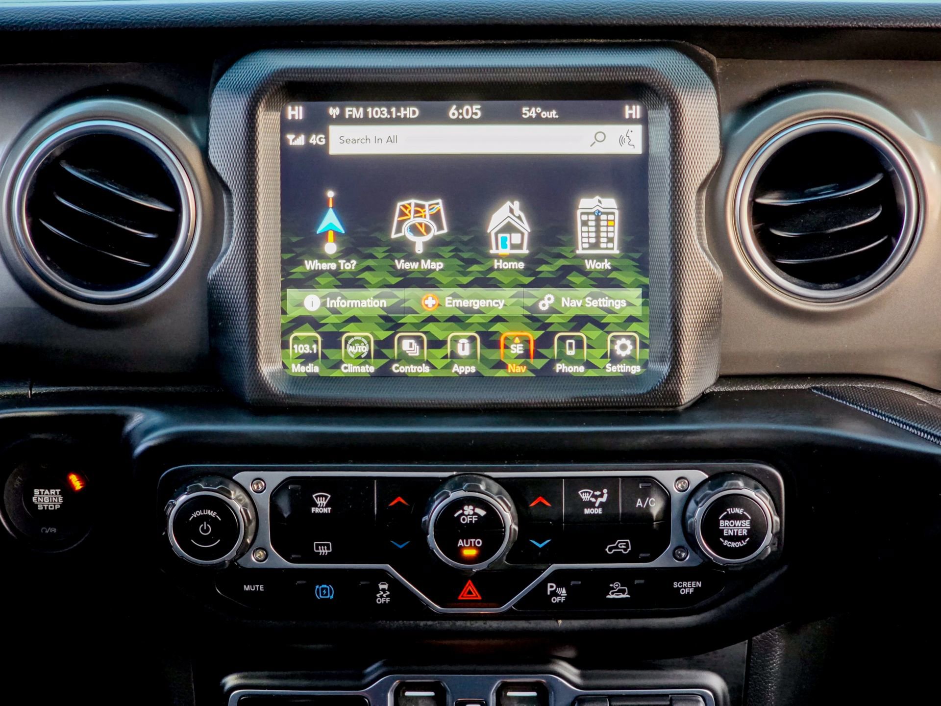 Used 2022 Jeep Wrangler Unlimited Rubicon 4xe w/ Safety Group image 40