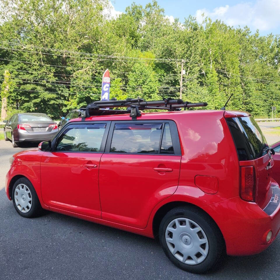 Used 2009 Scion xB image 4