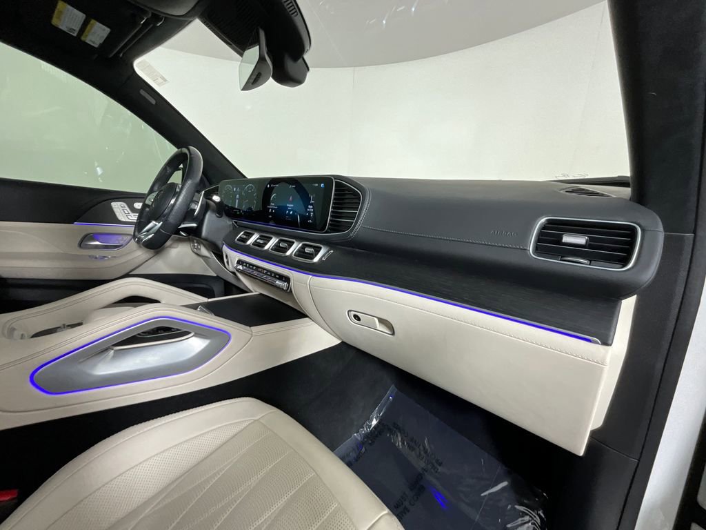 Used 2023 Mercedes-Benz GLS 63 AMG 4MATIC image 19