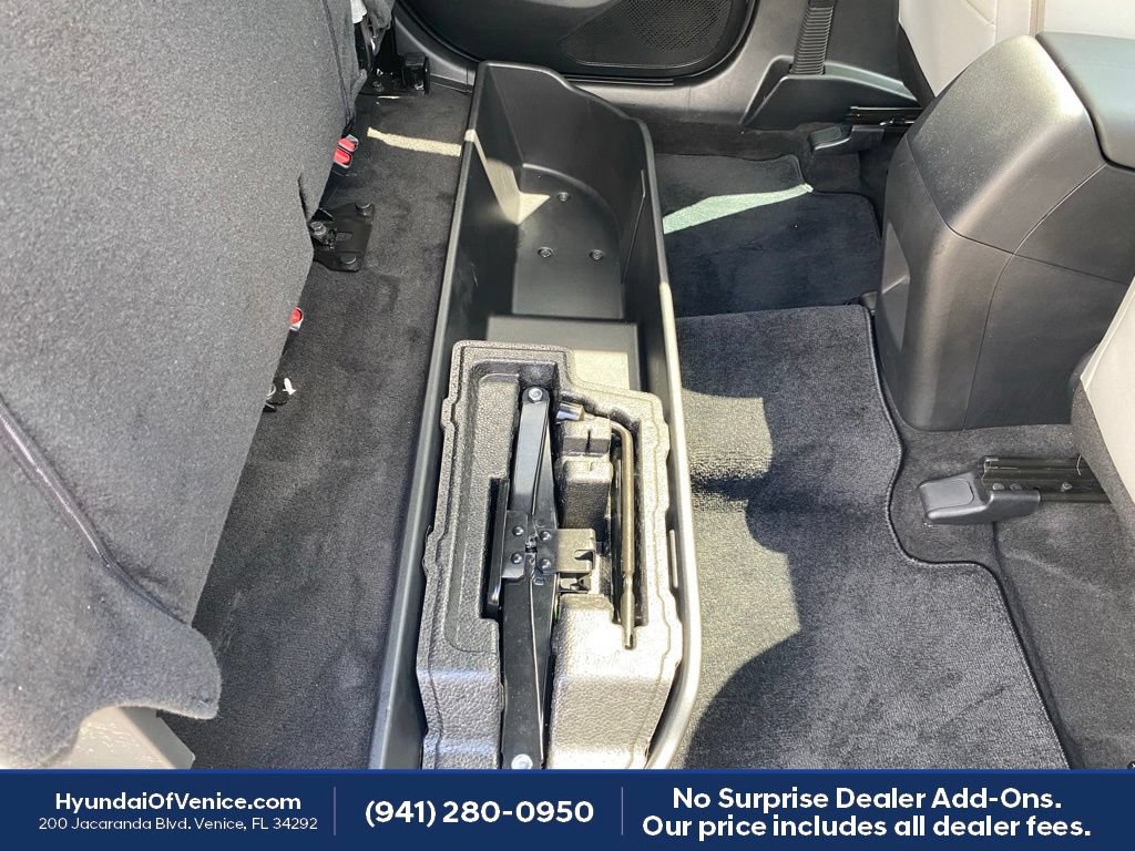 Certified 2022 Hyundai Santa Cruz SEL w/ Activity Package FWD image 20