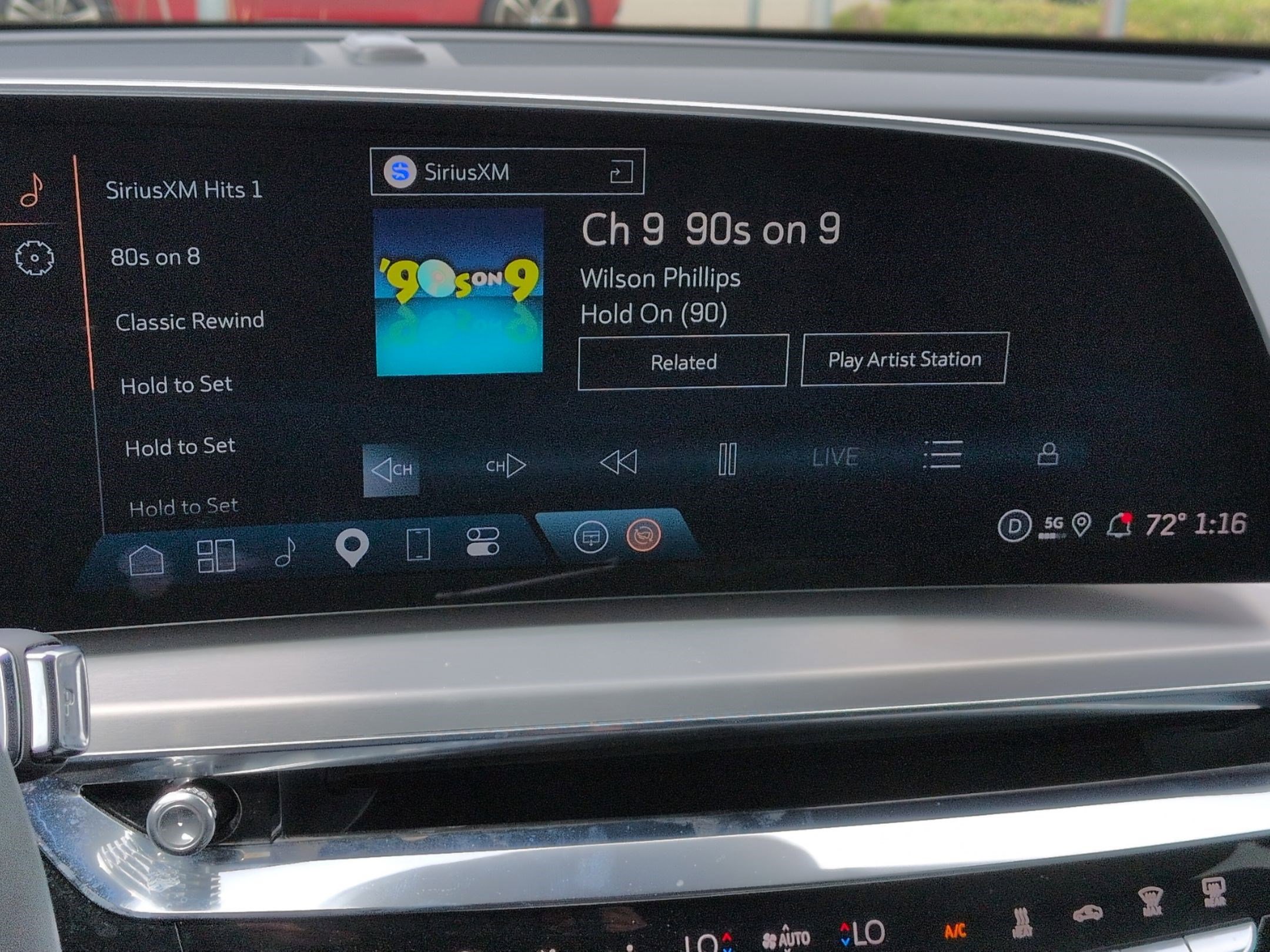 Used 2025 Cadillac Lyriq Luxury image 23