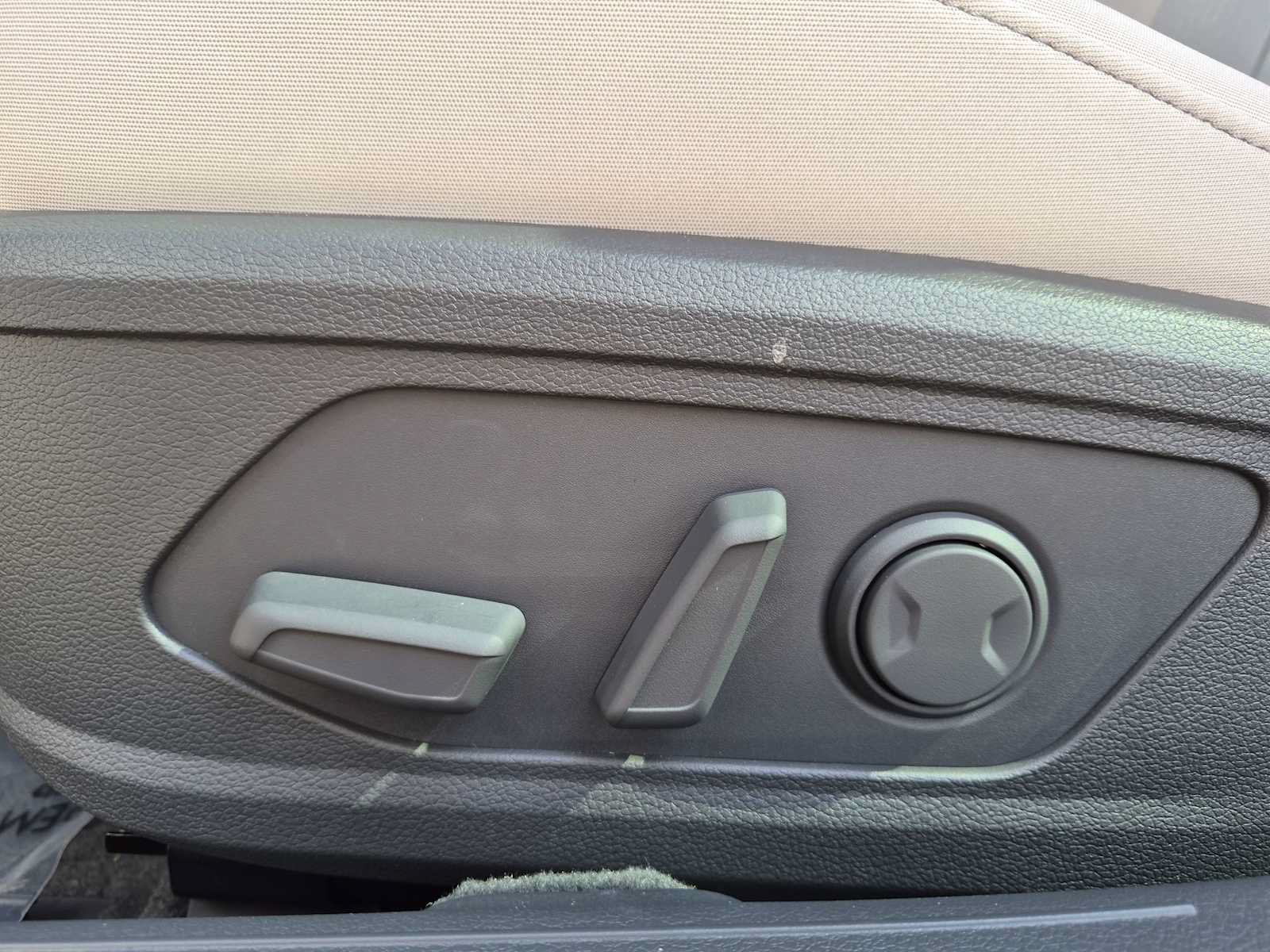New 2026 Hyundai Sonata SEL FWD image 17