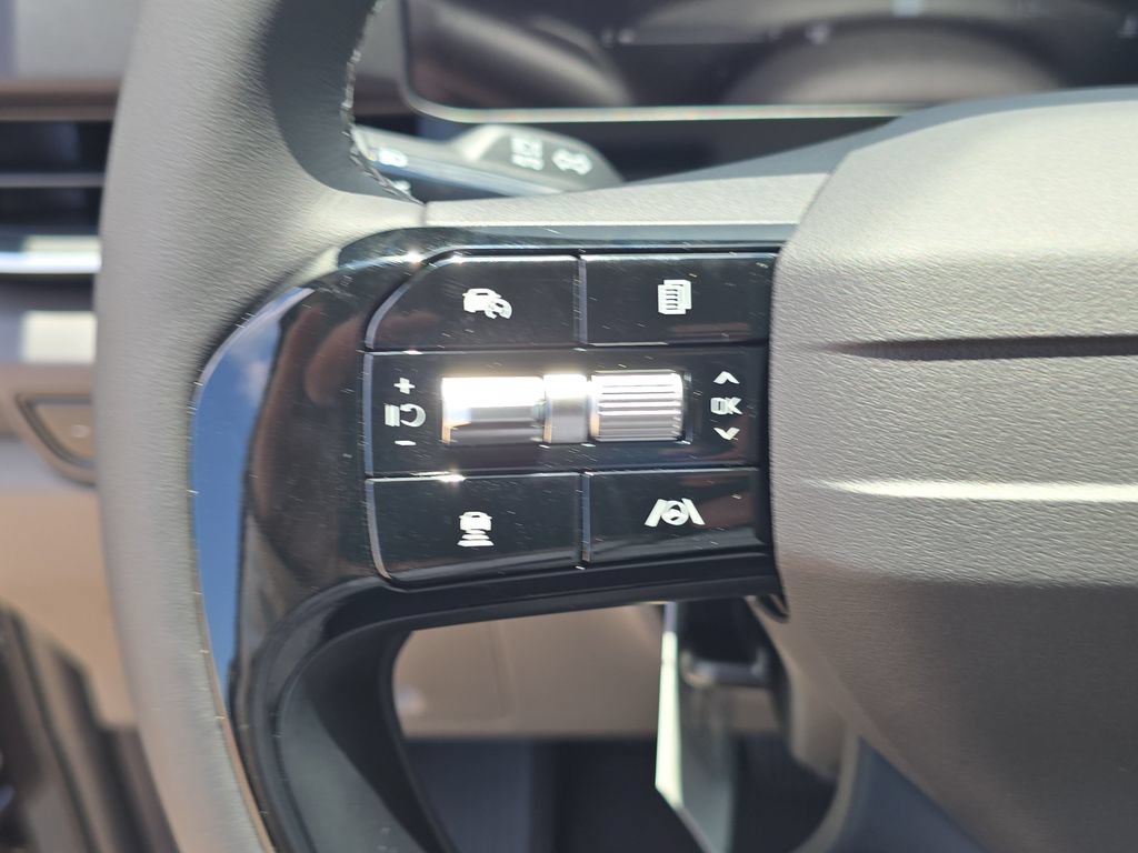 New 2027 Kia Carnival EX FWD image 30