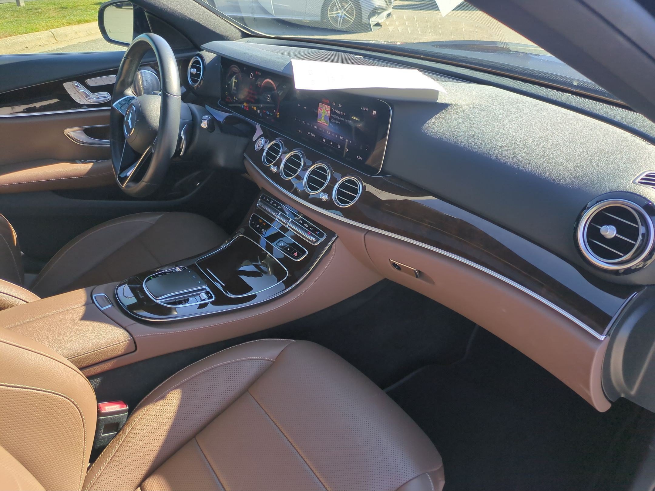 Certified 2021 Mercedes-Benz E 450 4MATIC Sedan image 37