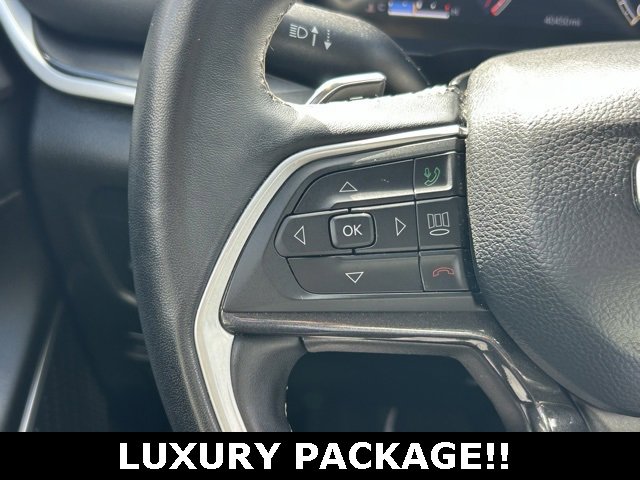 Used 2022 Jeep Grand Cherokee L Laredo w/ Luxury Tech Group I image 22