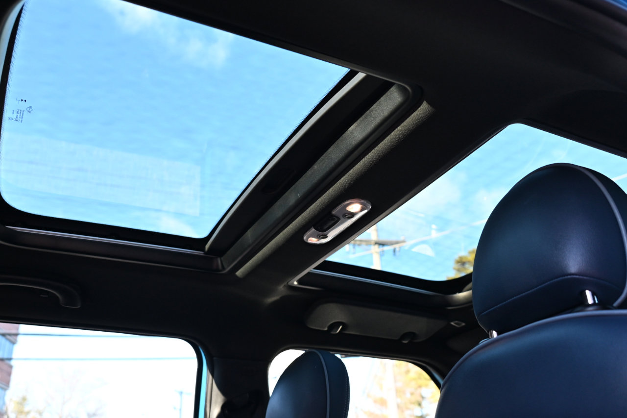 Used 2023 MINI Cooper Clubman John Cooper Works image 48