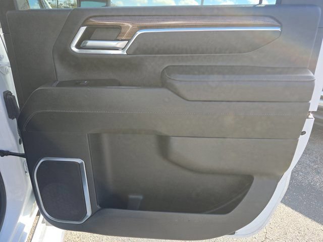 Used 2024 Chevrolet Silverado 2500 LT AWD/4WD image 22