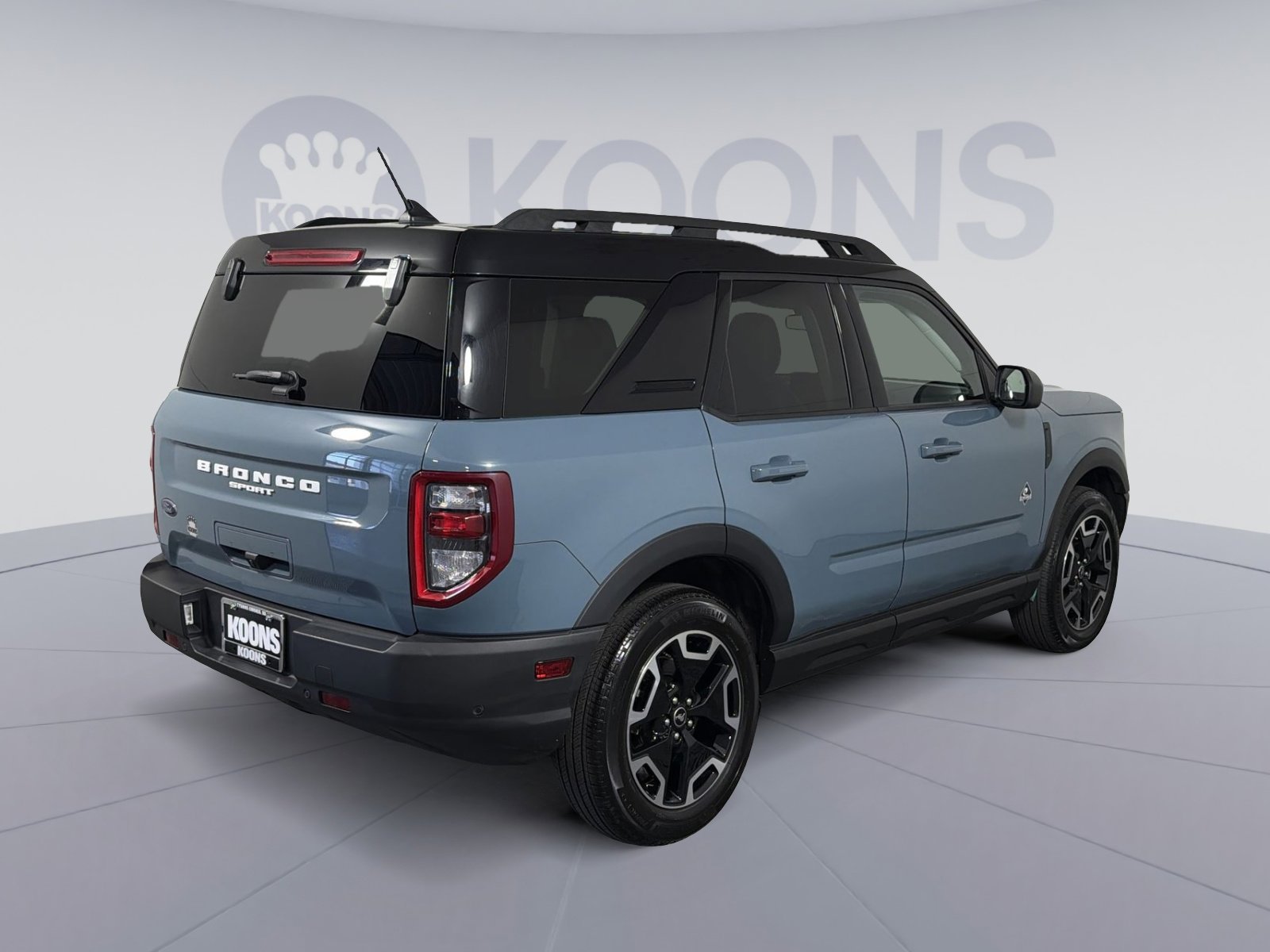Used 2023 Ford Bronco Sport Outer Banks w/ Tech Package image 7